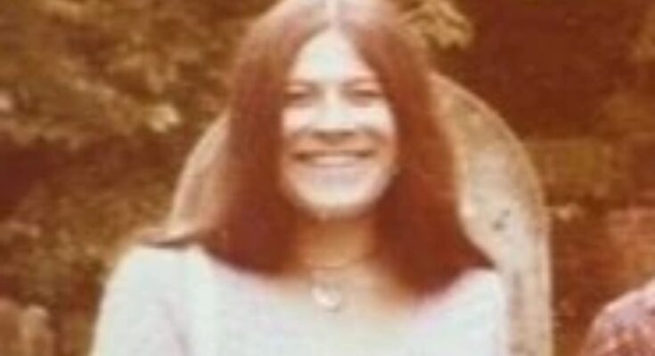 Científico y acompañante Dr. En el impactante asesinato de Brenda Page, su asesino es atrapado 45 años después con trozos de pintura.