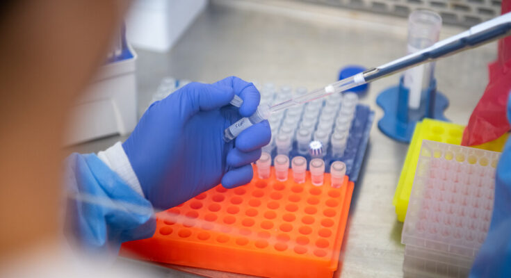 La FDA quiere monitorear las pruebas de laboratorio, que según dice ponen a los pacientes "en riesgo"