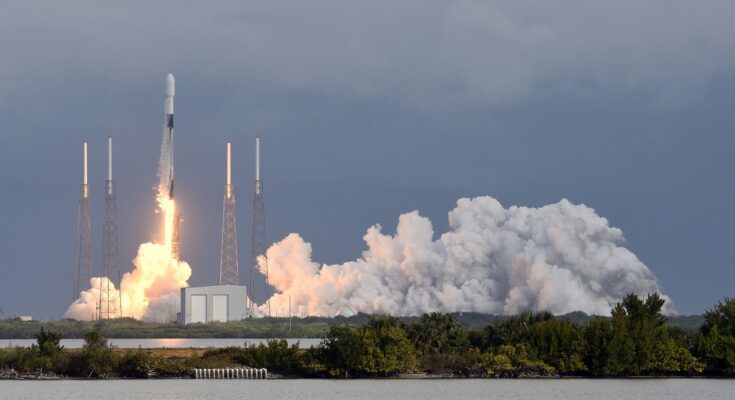 SpaceX tiene como objetivo el lanzamiento de 23 satélites Starlink desde Cabo Cañaveral el lunes por la noche.