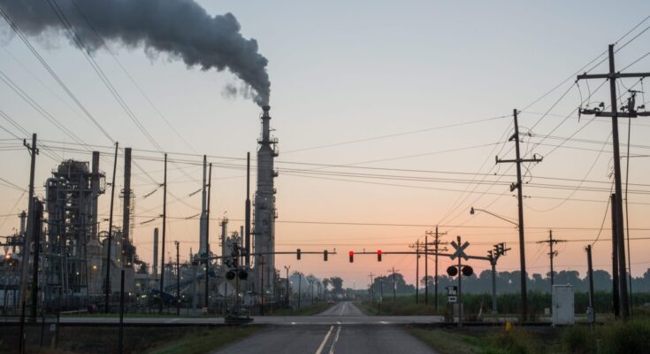 La SEC adopta una norma que exige a las empresas revelar los riesgos climáticos