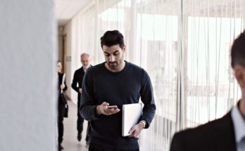 Los talentos de Apple, Microsoft y SpaceX abandonan el barco después de las órdenes de regreso a la oficina, revela un estudio