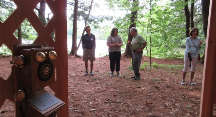 El Museo de Ciencias de Vermont está utilizando sus 100 acres de bosque para apoyar la salud mental.