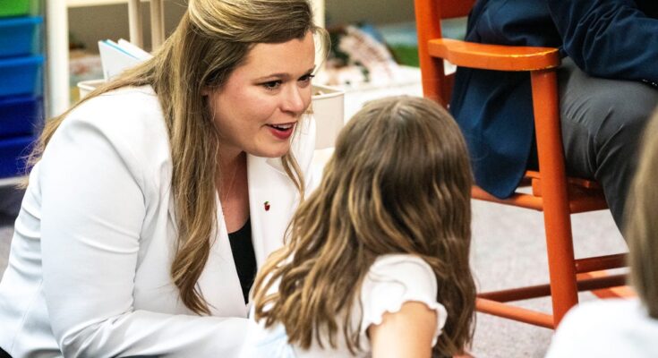 Las escuelas de Iowa avanzan en la alfabetización y las evaluaciones de ciencias