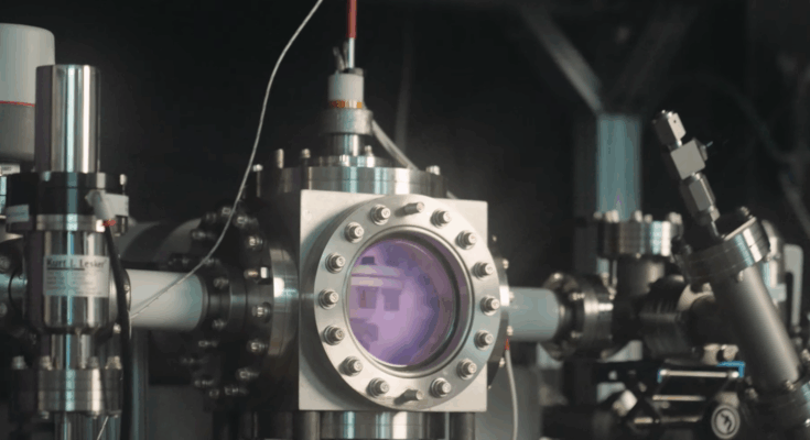 Los científicos crean un reactor de fusión compacto de temperatura ambiente que se ajusta a la mesa