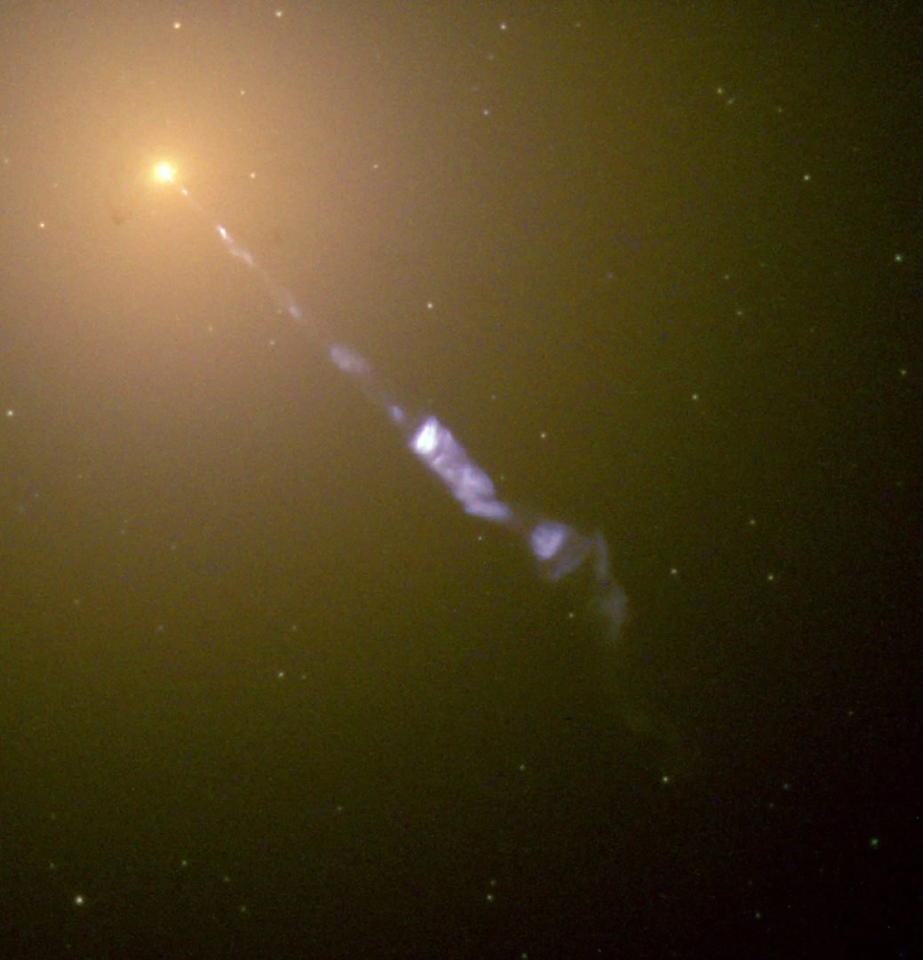 Hubble Primer plano de un chorro que sale del agujero negro de M87. Crédito: NASA y Hubble Heritage Team (STSCI/Aura)
