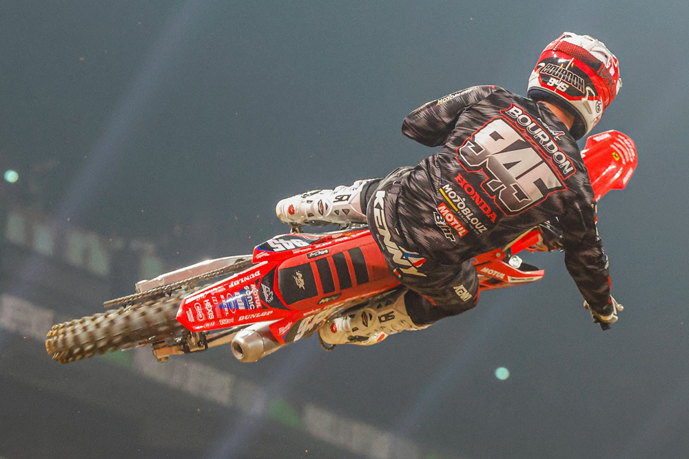 2025-Paris-Supercross-Ciclo-Noticias-Bordon