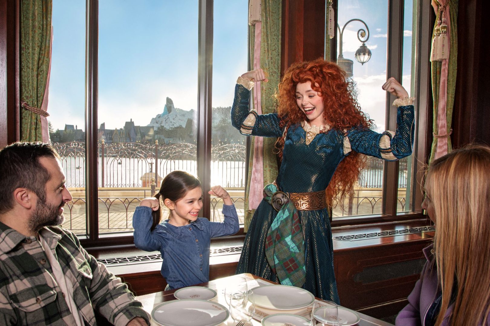 Mérida en The Regal View Restaurant & Lounge en Disney Adventure World