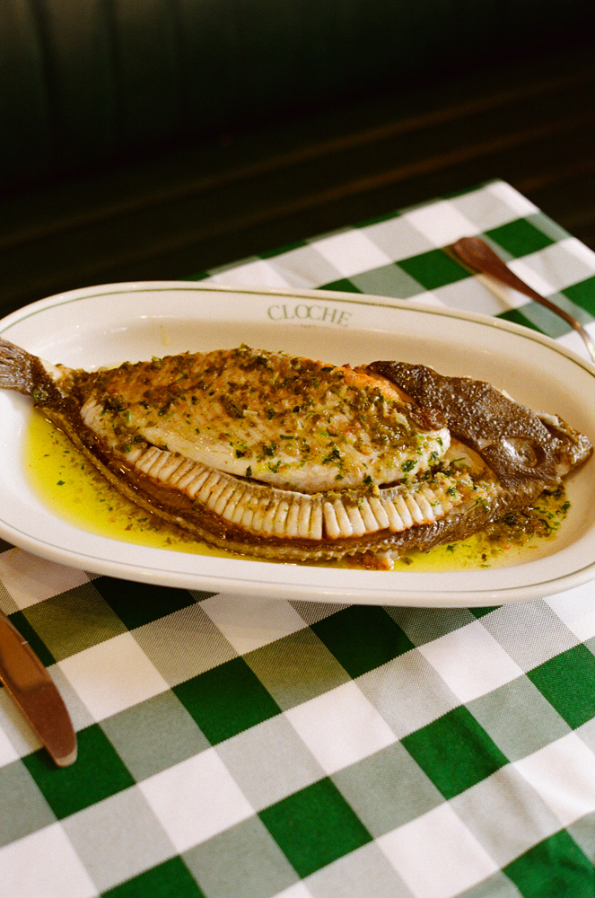Rodaballo Meunier de la Brasserie Cloche en Les Halles.