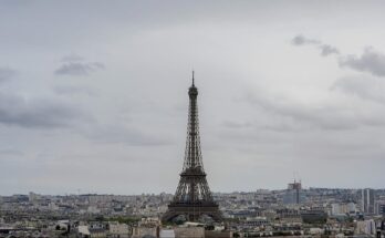 Medios locales informan que el apagón dejó sin electricidad a 55.000 hogares en zonas de París