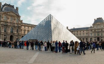 Cientos de obras del Louvre resultaron dañadas por la inundación