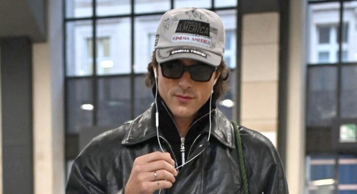 Jacob Elordi critica al paparazzo durante un tenso intercambio en París: 'Me haces muy difícil vivir' | Jacob Elordi | Noticias y chismes de celebridades | Entretenimiento, fotos y vídeos.