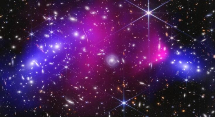 La misteriosa materia oscura puede entenderse mejor con un nuevo mapa de galaxias distantes