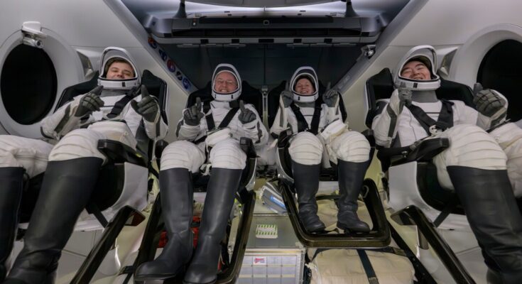 Los astronautas de la NASA destacan la importancia del ecógrafo