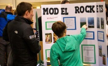 Sea voluntario para ser juez de la feria de ciencias de una escuela secundaria en West Linn-Wilsonville