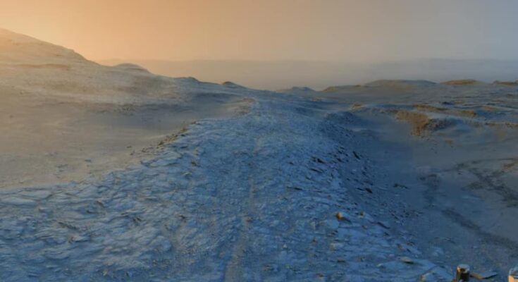 panorama_curiosity_light